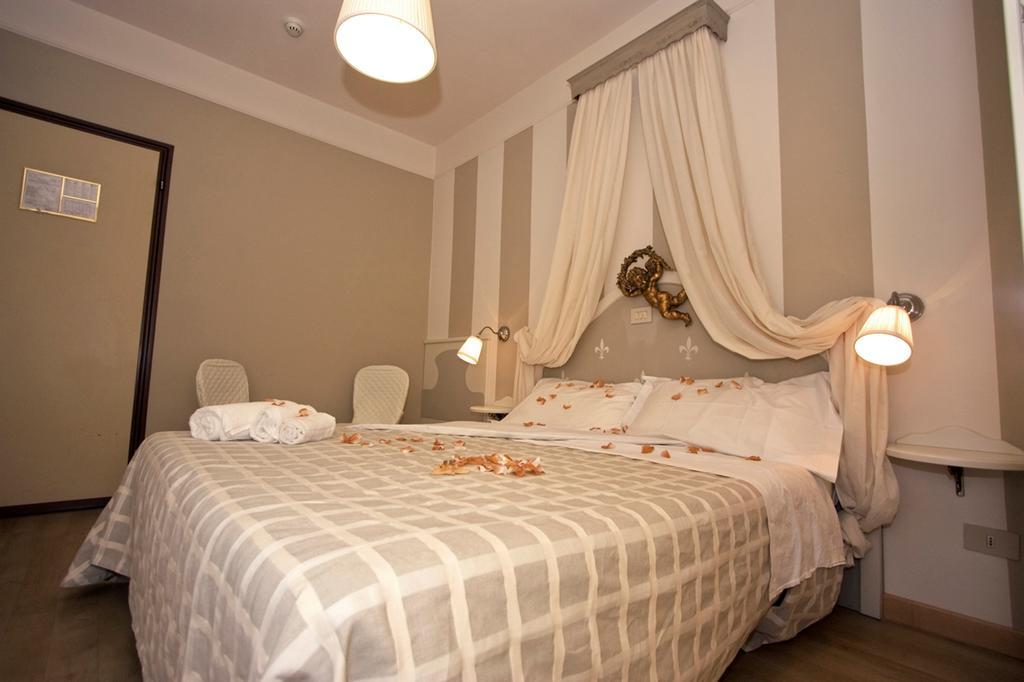 Hotel Mocambo Piscina E Spiaggia San Benedetto del Tronto Exteriér fotografie