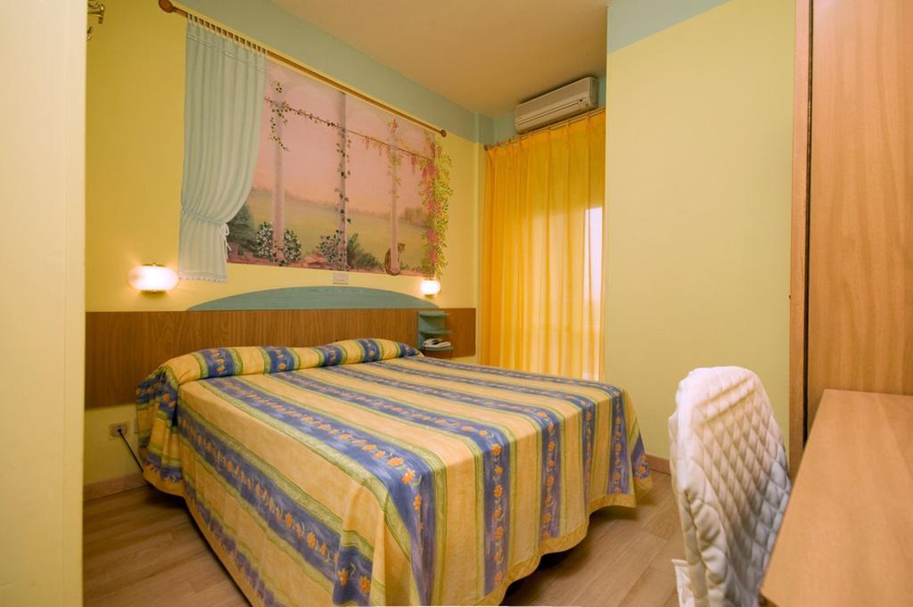 Hotel Mocambo Piscina E Spiaggia San Benedetto del Tronto Pokoj fotografie